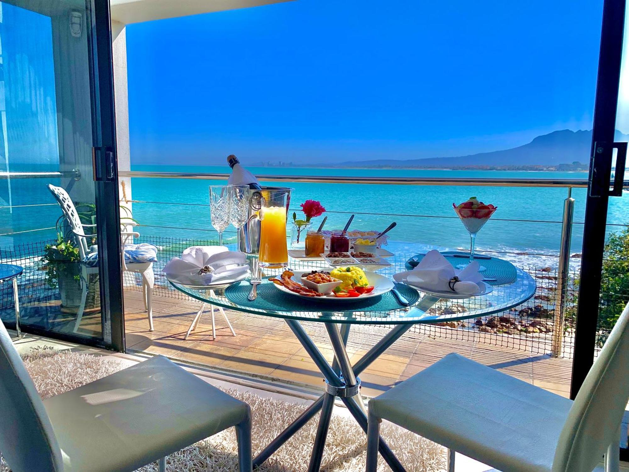 185 On Beach Boutique Suites 戈登湾 外观 照片